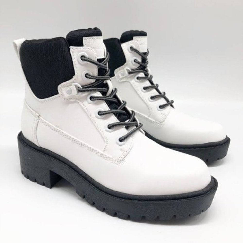 KENDALL + KYLIE White Weston Block Heel Boot